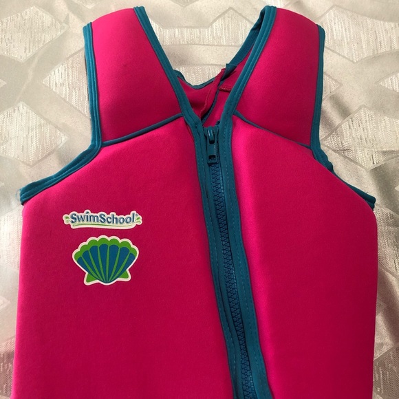 Swim School Life Jacket - Picture 4 of 5
